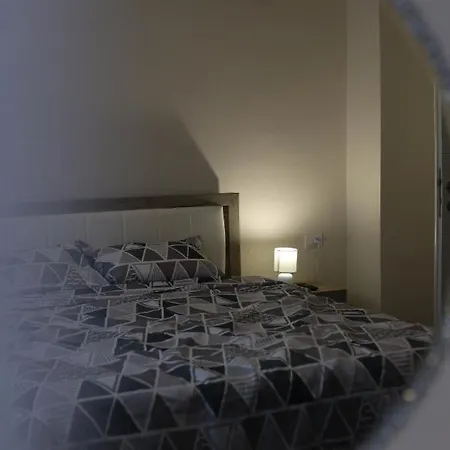 Apartman Andja 斯雷姆斯卡米特罗维察
